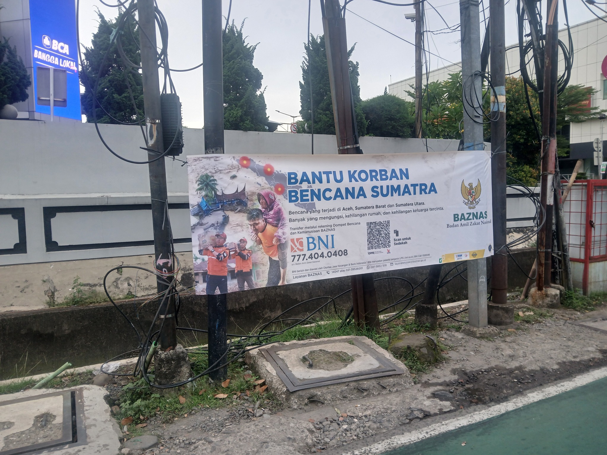 Pembelajaran Menarik dan Interaktif di Daerah Bencana Alam: Belajar dari Aceh, Sumatera Barat, dan Sumatera Utara